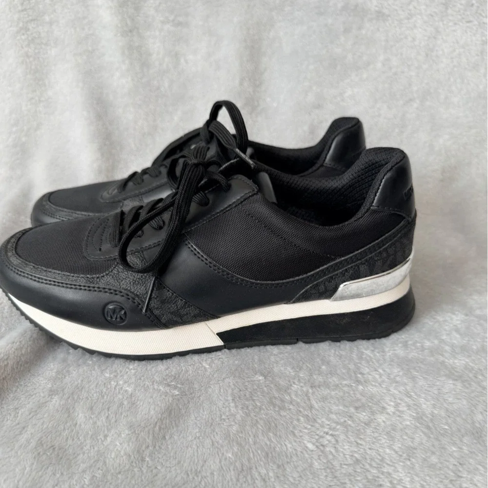 Michael Kors Andi Canvas signature logo trainer sz 7 Black Shoes Sneakers